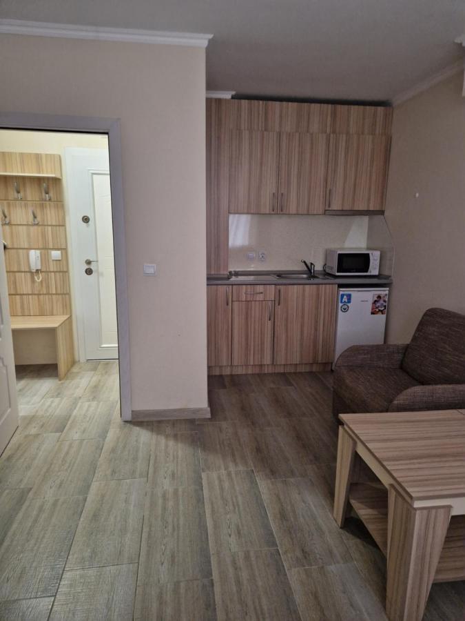 Dara Hotel Primorsko Exteriör bild