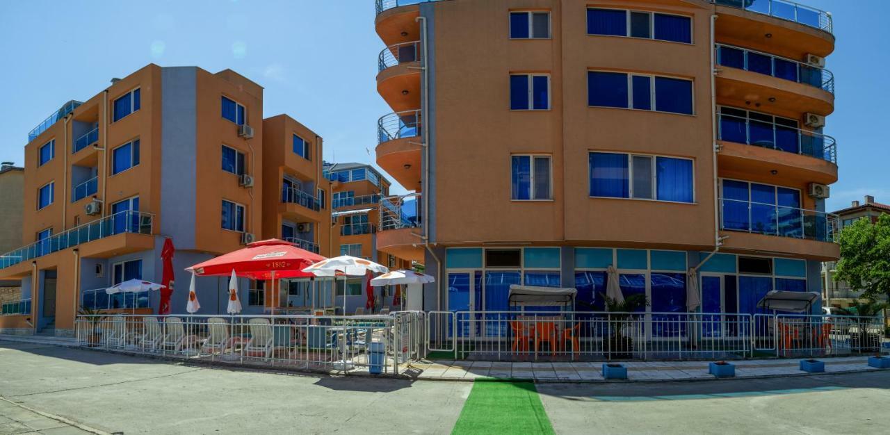 Dara Hotel Primorsko Exteriör bild